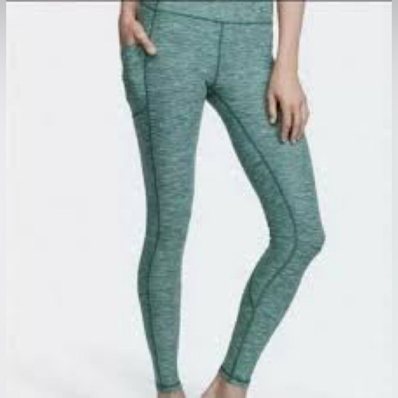 VICTORIA SECRET’S ‘Essentials’ Green Leggings High-Rise With Pockets Size 4 - Picture 2 of 4